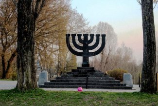 Көптеген секс және стриптиз